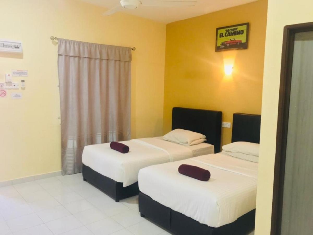 Dhania Cenang Beach Motel Pantai Cenang  Exterior photo